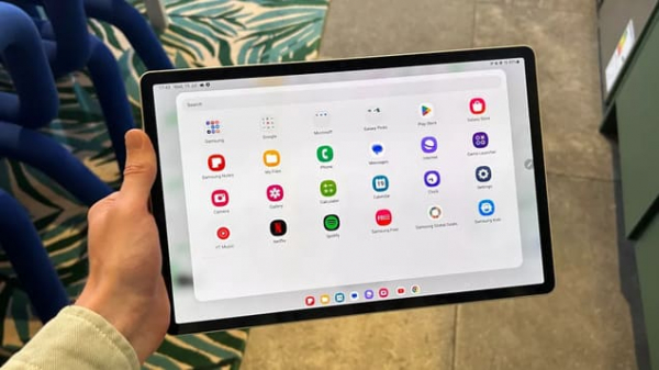 Предварительный обзор Samsung Galaxy Tab S9 и Tab S9 Plus