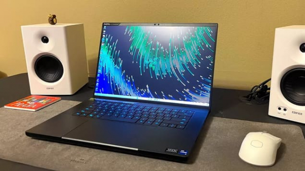 Обзор Razer Blade 16 (2023)