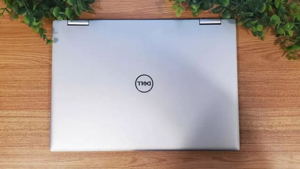 Обзор Dell Inspiron 16 2 in 1 (7620) (2022)