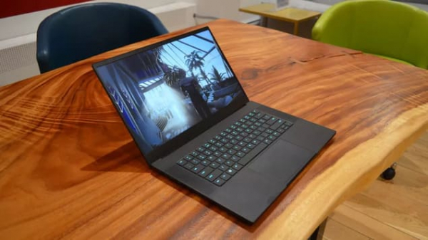 Обзор Razer Blade 15 (2022)