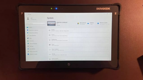 Обзор защищенного планшета Durabook R11